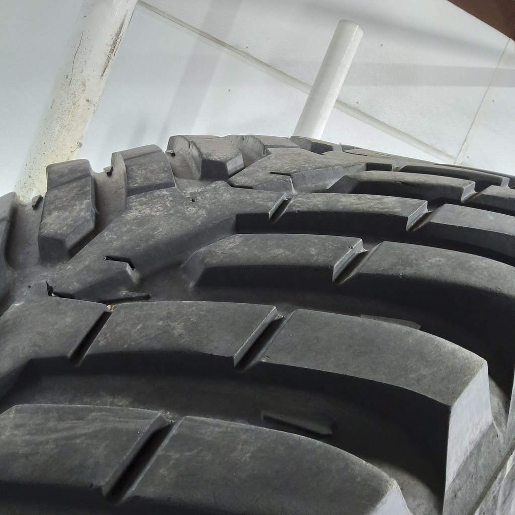 710/70R42 Michelin Roadbib R-14 173D 65%