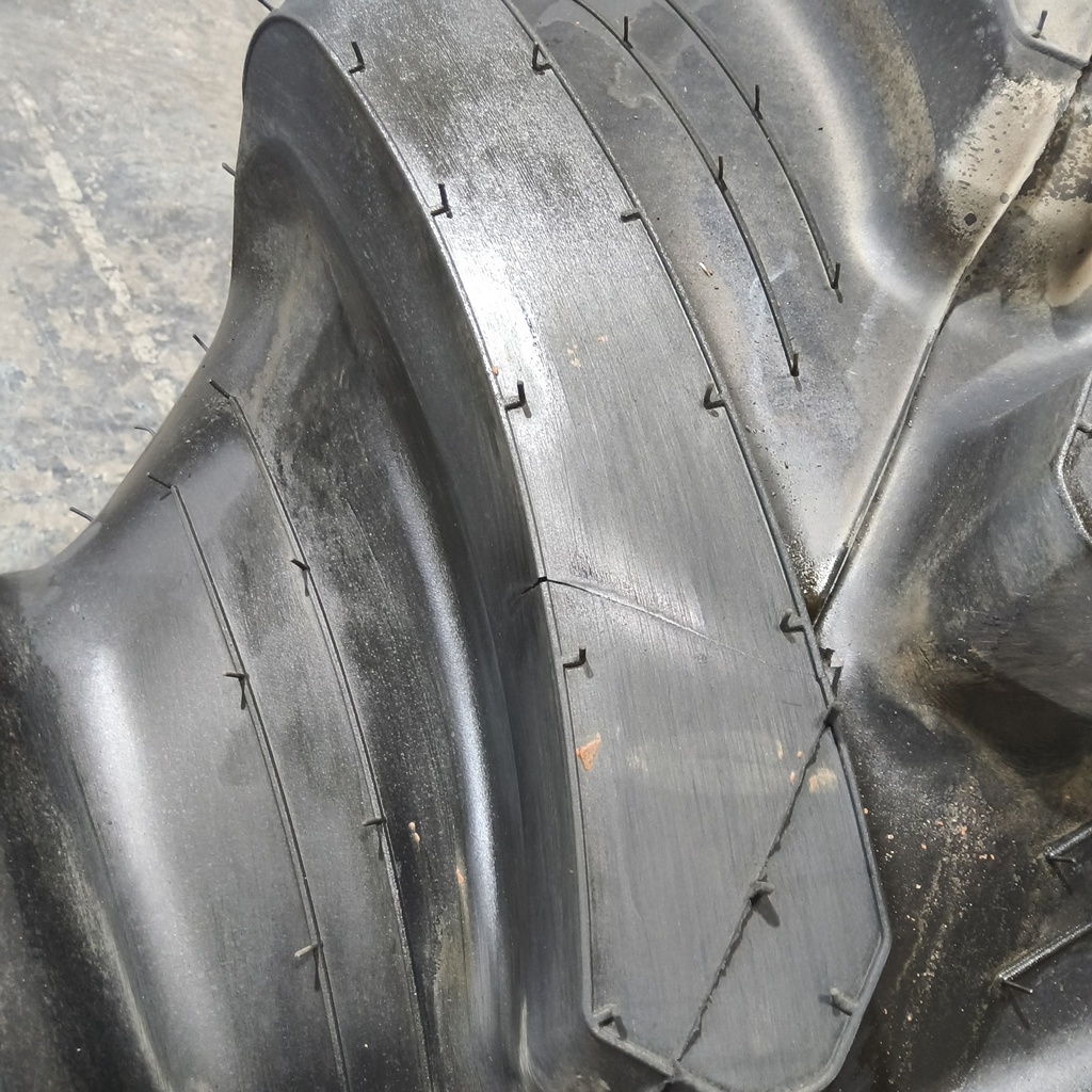 420/85R34 Firestone Maxi Traction R-1W 147D 99%