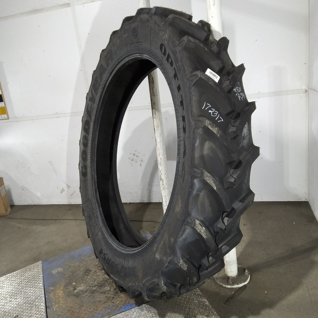 380/90R54 Goodyear Farm Optitrac R-1W 152D 99%