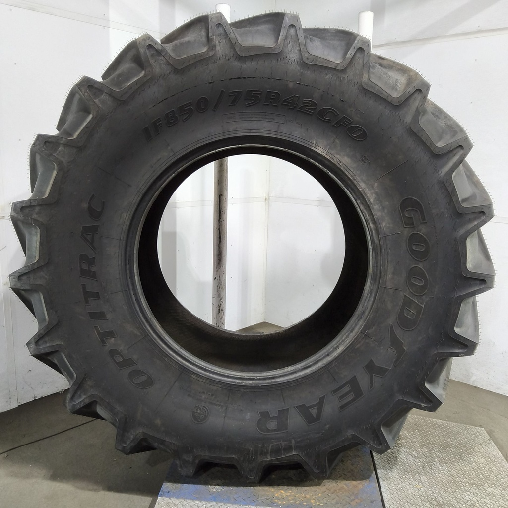 IF850/75R42 Goodyear Farm Optitrac CFO R-1W 186D 99%