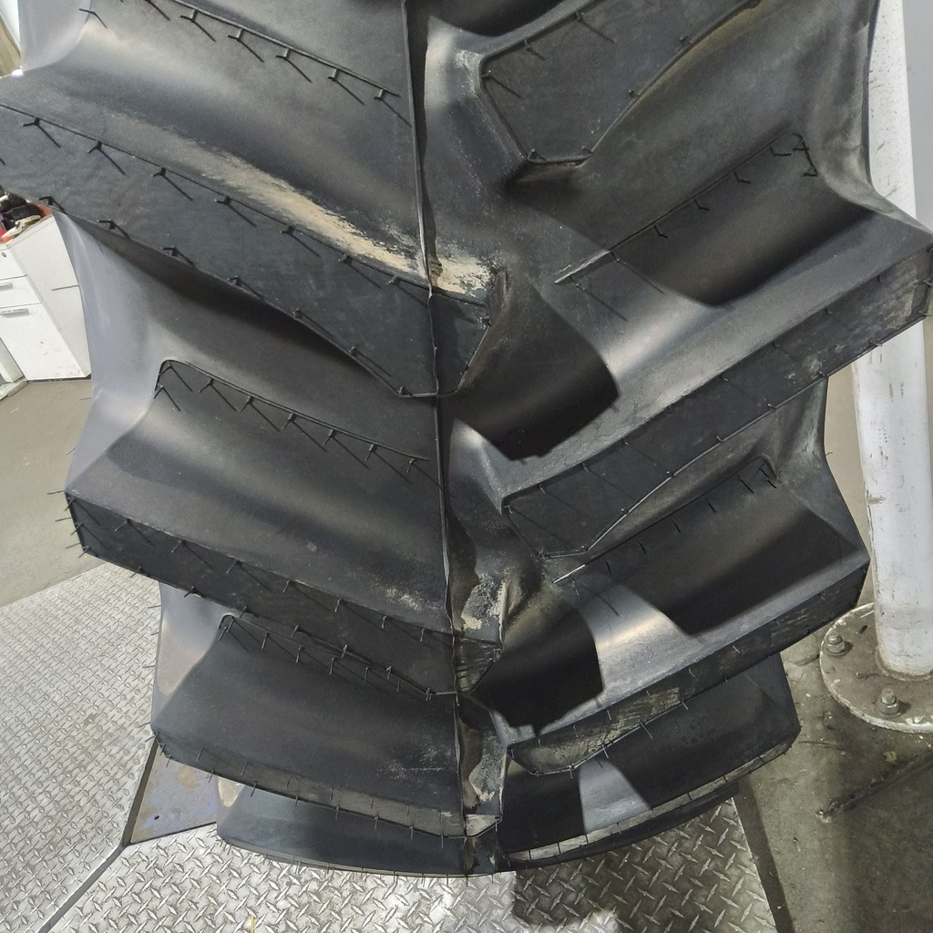 520/85R46 Firestone Radial Deep Tread 23 R-1W 158B 99%