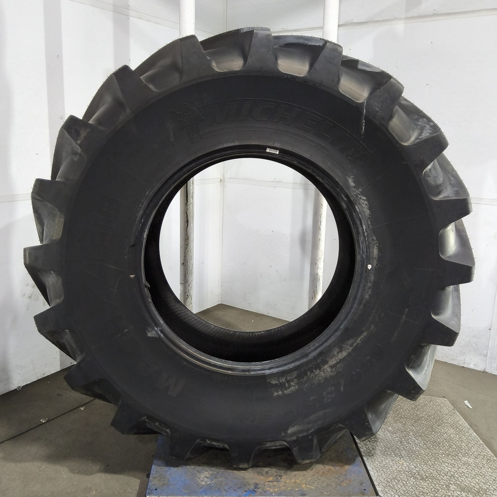 650/85R38 Michelin MegaXBib R-1W 173B 99%