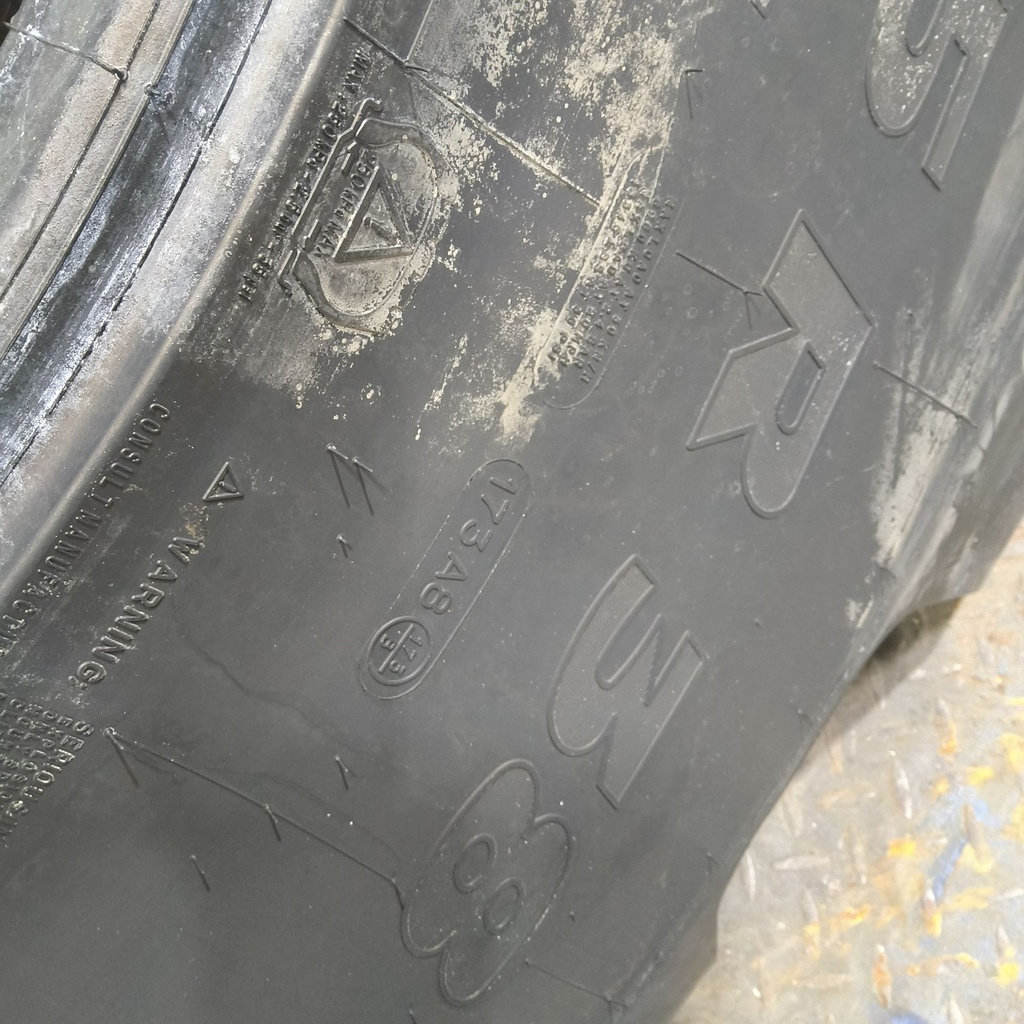 650/85R38 Michelin MegaXBib R-1W 173B 99%
