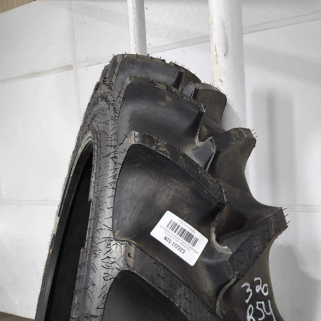320/105R54 Goodyear Farm DT800 Super Traction R-1W 163A8 99%