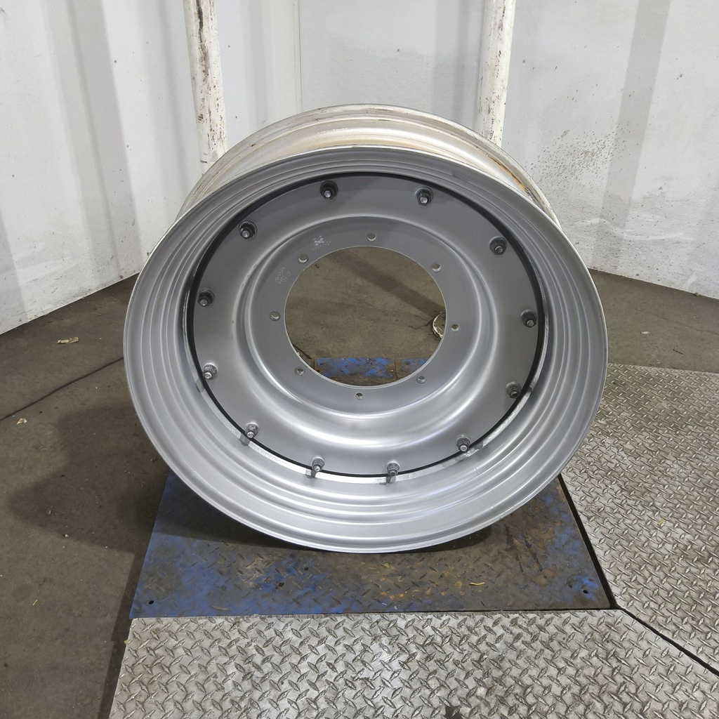 10"W x 34"D, Case IH Silver Mist 12-Hole Stub Disc , 1.38" Offset