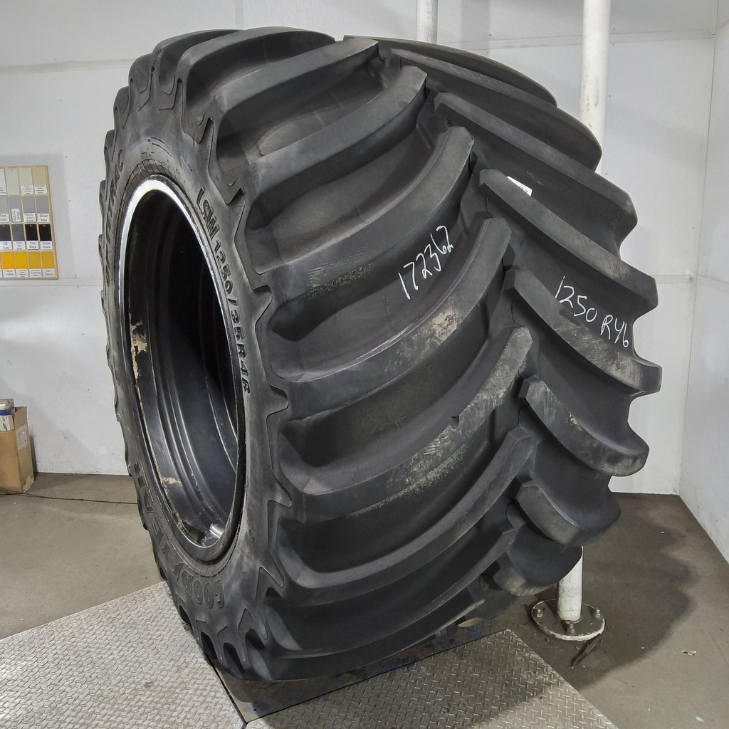 LSW1250/35R46 Goodyear Farm Optitrac R-1W 195D 80%
