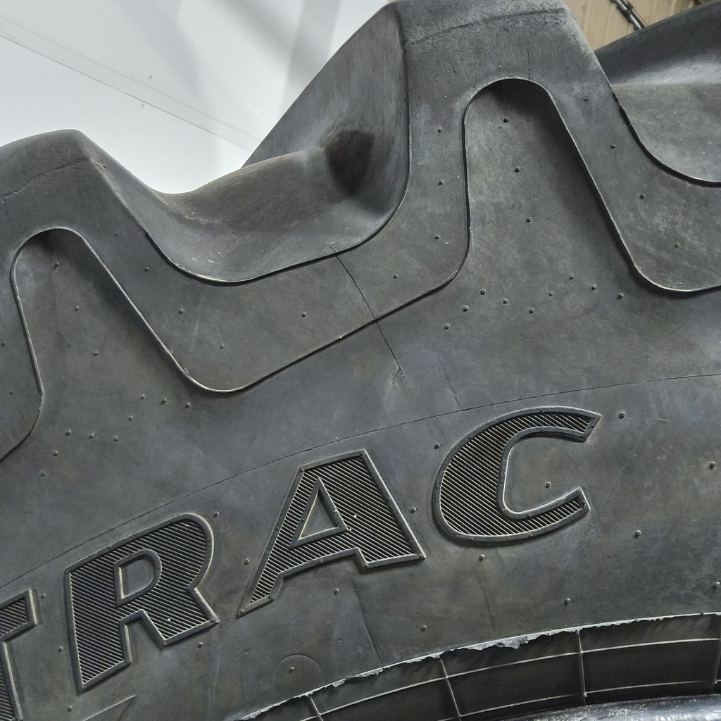 LSW1250/35R46 Goodyear Farm Optitrac R-1W 195D 80%