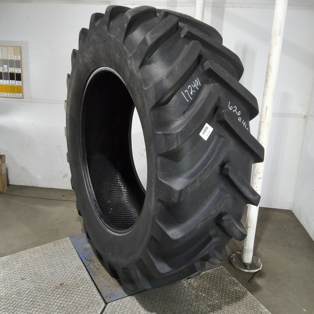 620/70R46 Michelin XM28 R-1W 162A8 85%
