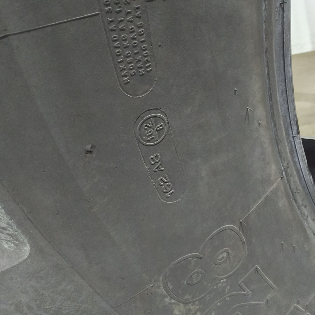 620/70R46 Michelin XM28 R-1W 162A8 85%