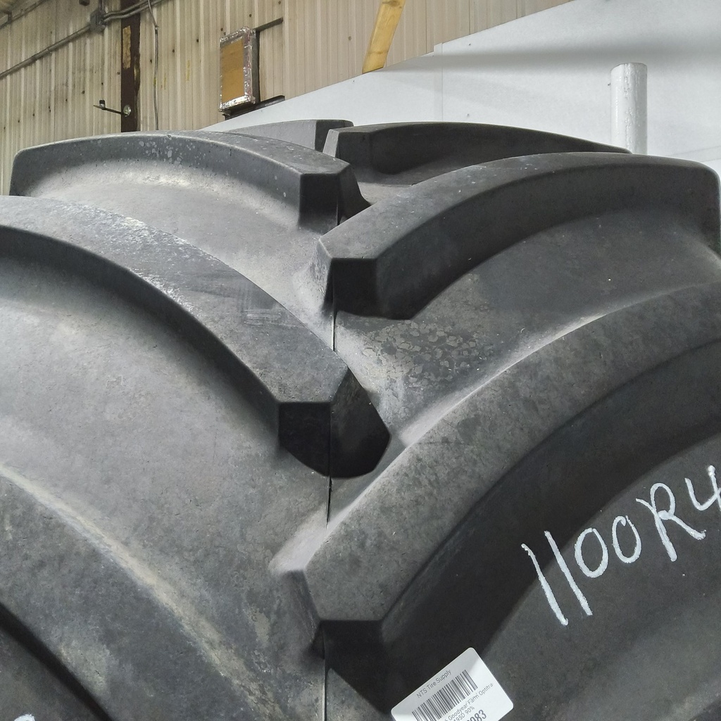 LSW1100/45R46 Goodyear Farm Optitrac R-1W 195D 90%