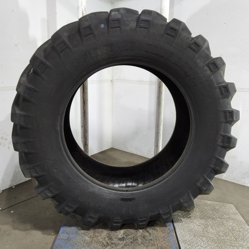 620/70R42 Alliance 360 Super Power Drive R-1 166A8 80%