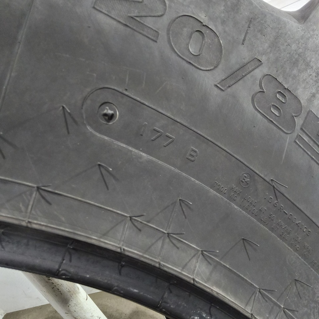 VF520/85R42CFO Firestone Radial Deep Tread 23 CFO R-1W 177B 95%