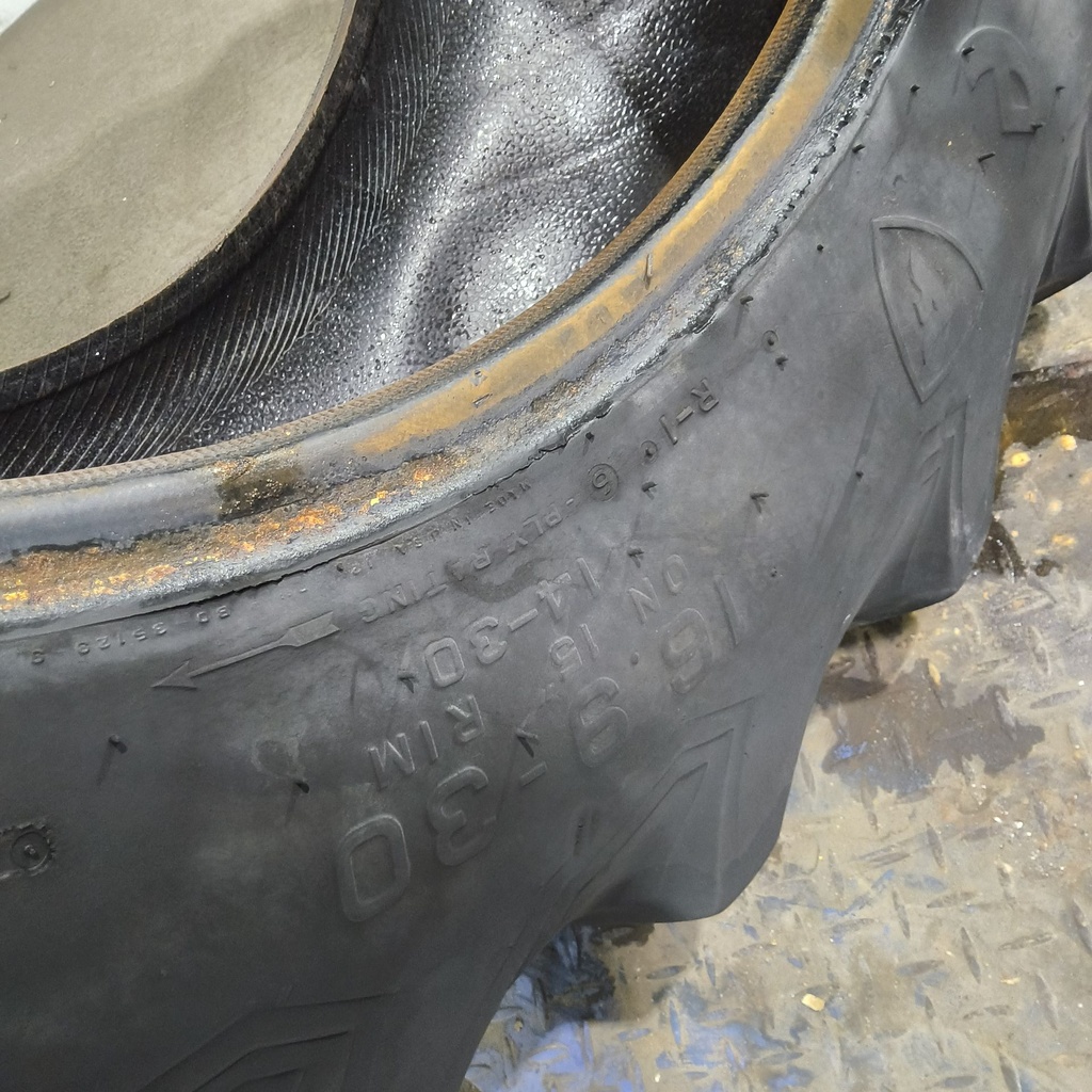16.9-30 Firestone Traction Field & Road R-1 C (6 Ply), 65%