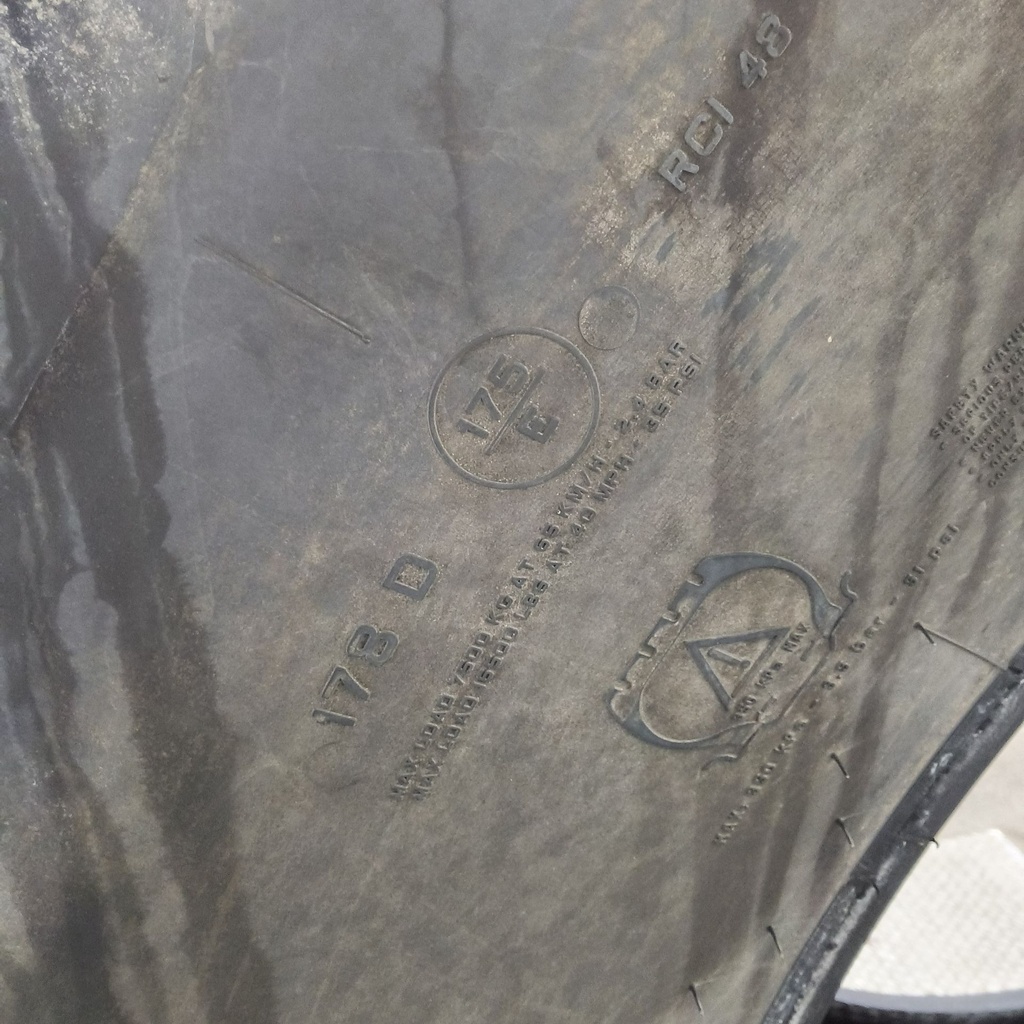 800/70R38 Trelleborg TM900 High Power R-1W 178D 80%