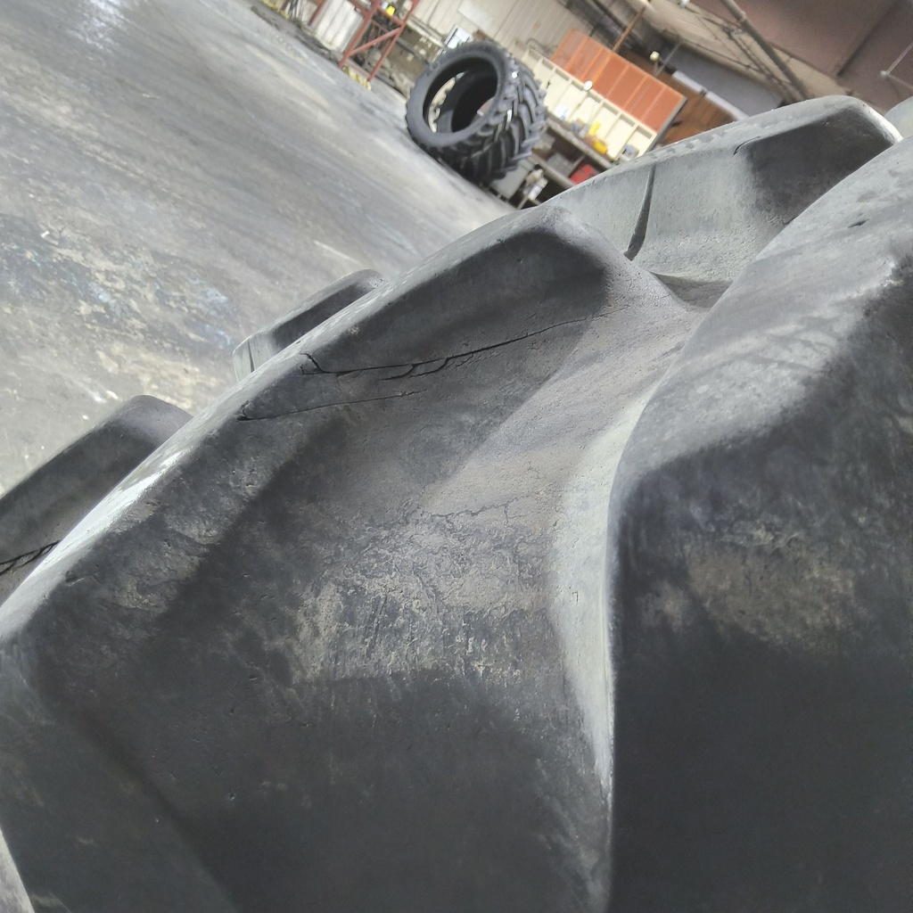380/90R54 Firestone Radial 9000 R-1W 152A8/152B 70%