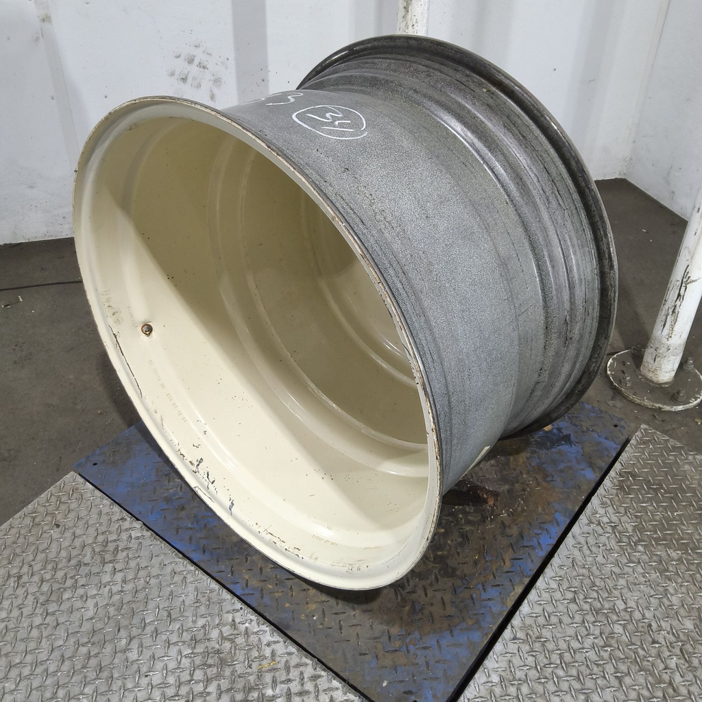 20"W x 34"D, Cream White / Versatile White 10-Hole Formed Plate , -15.38" Offset
