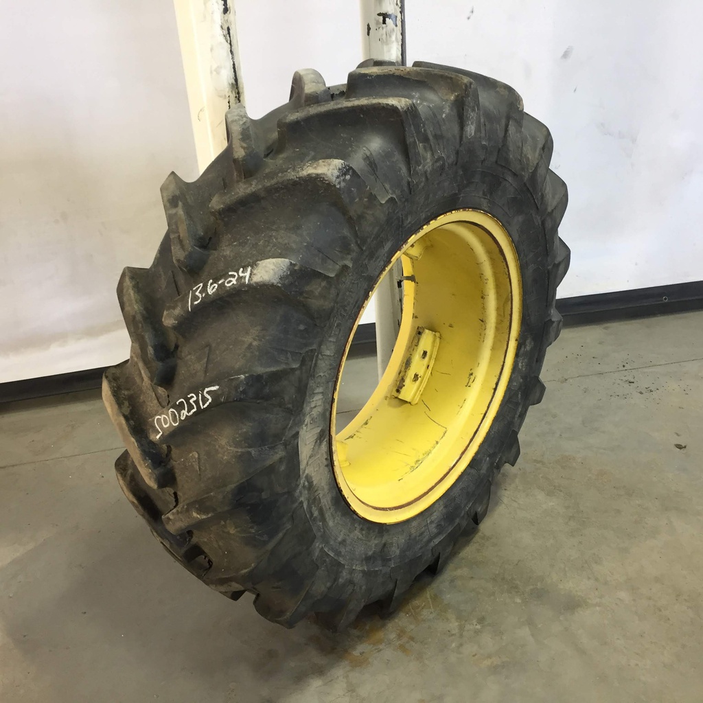 13.6/R24 Michelin AgriBib R-1W 121 B 85%