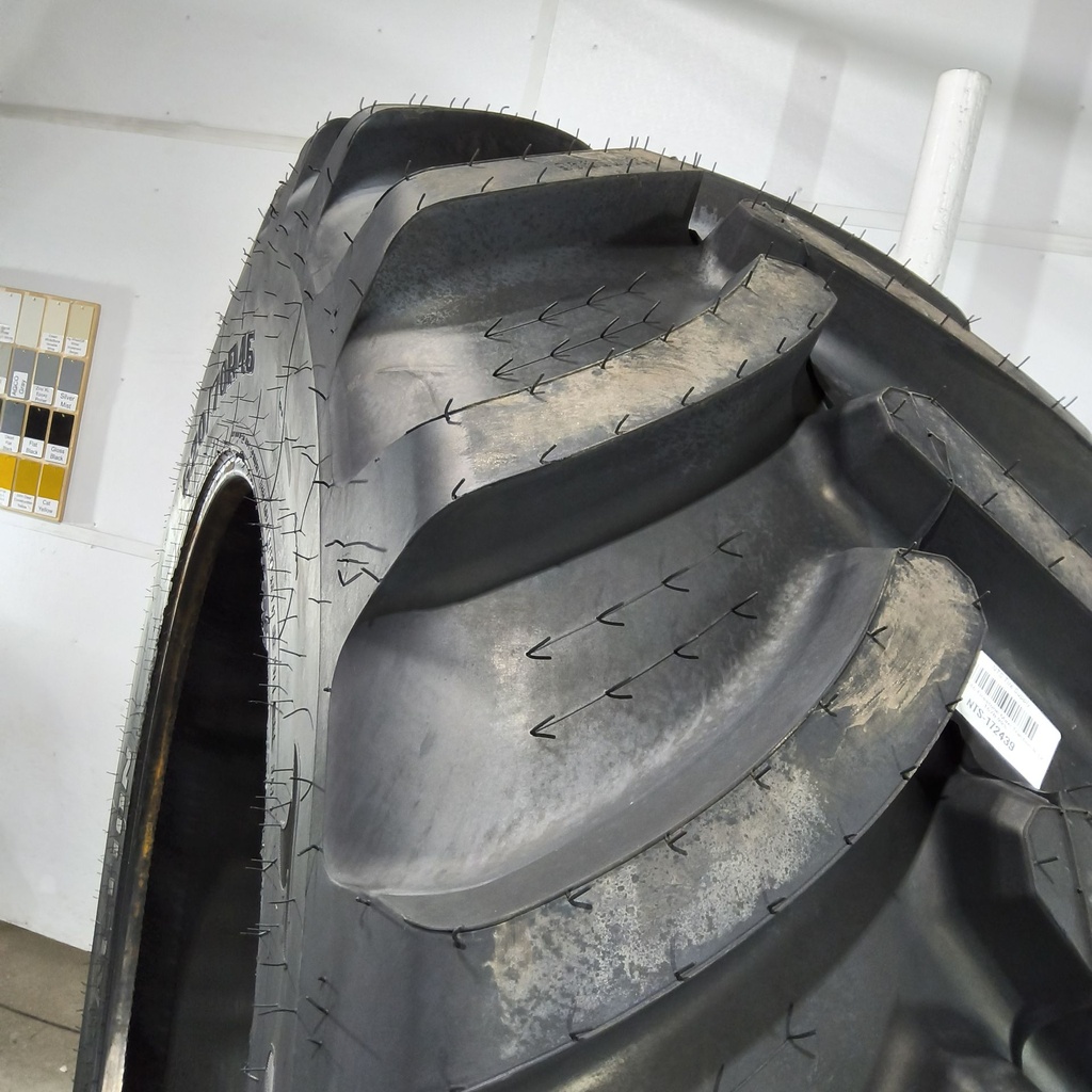 620/70R46 Firestone Maxi Traction R-1W 167B 99%