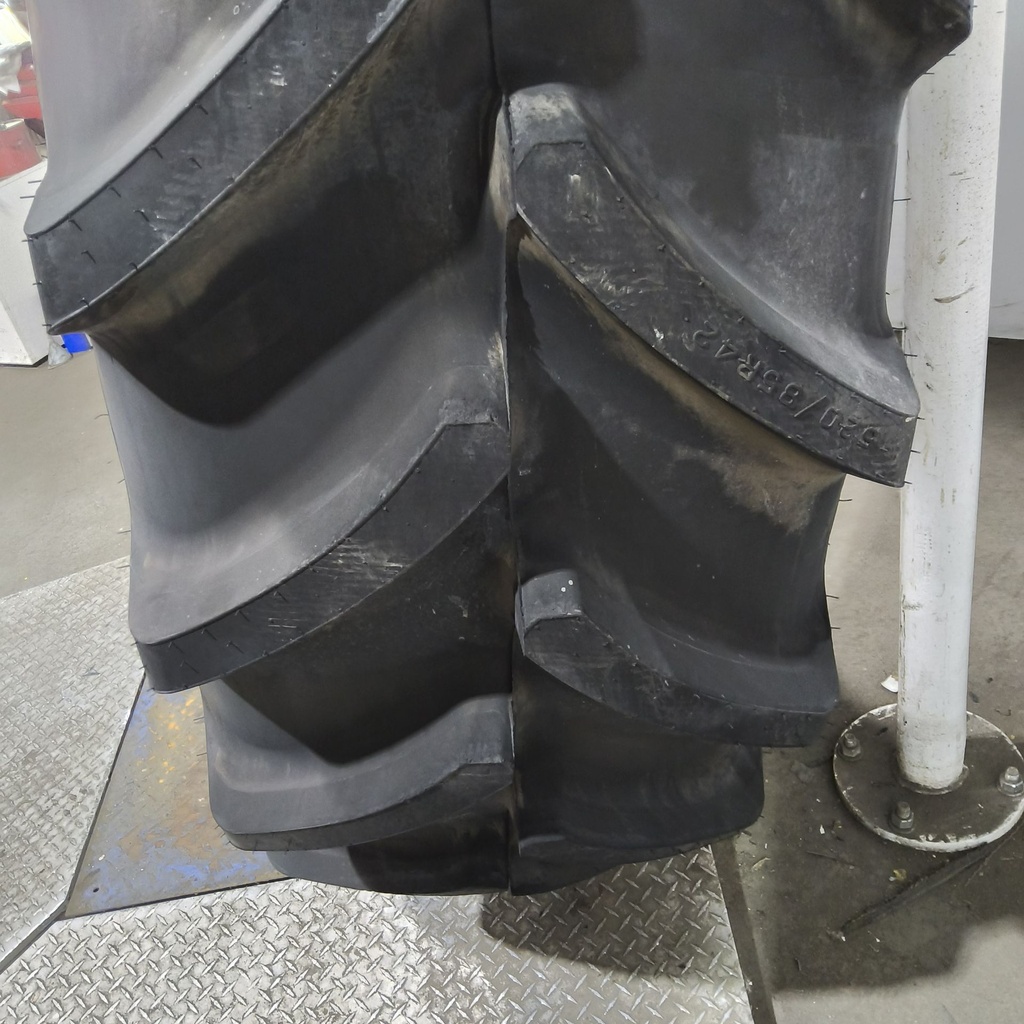 520/85R42 Firestone Performer 85 Extra R-1W 157D 99%