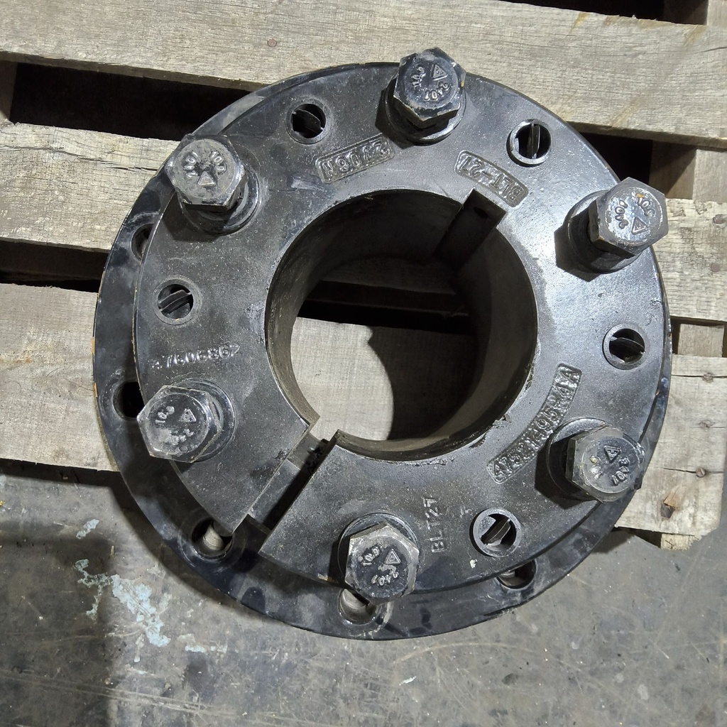 10-Hole Wedg-Lok OE Style, 5" (127mm) axle, Black