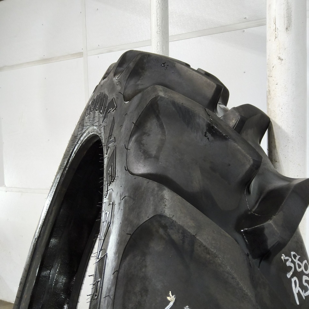 380/90R54 Goodyear Farm DT800 Super Traction R-1W 152A8 85%