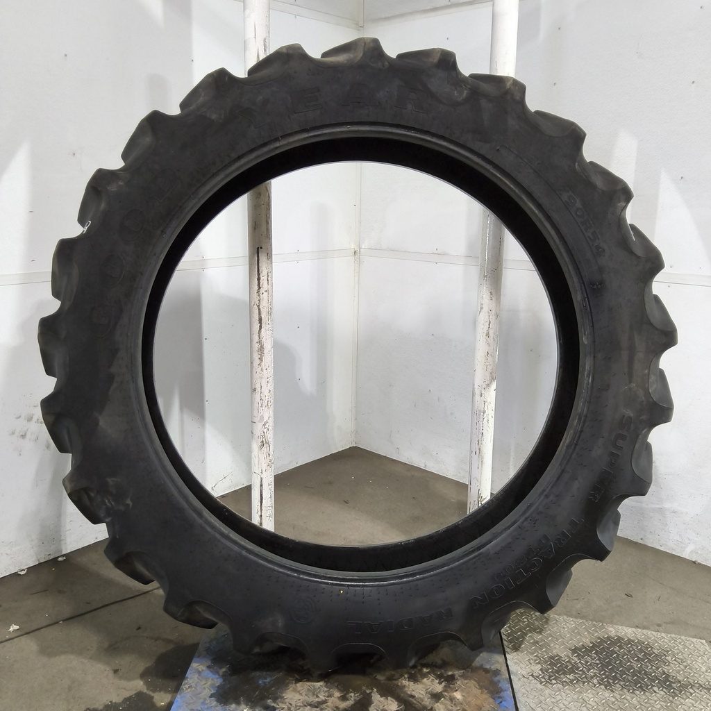 380/90R54 Goodyear Farm DT800 Super Traction R-1W 152A8 90%
