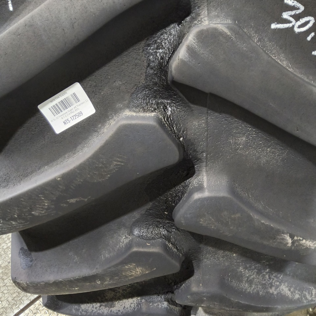 30.5L-32 Firestone Super All Traction 23 R-1 G (14 Ply), 85%