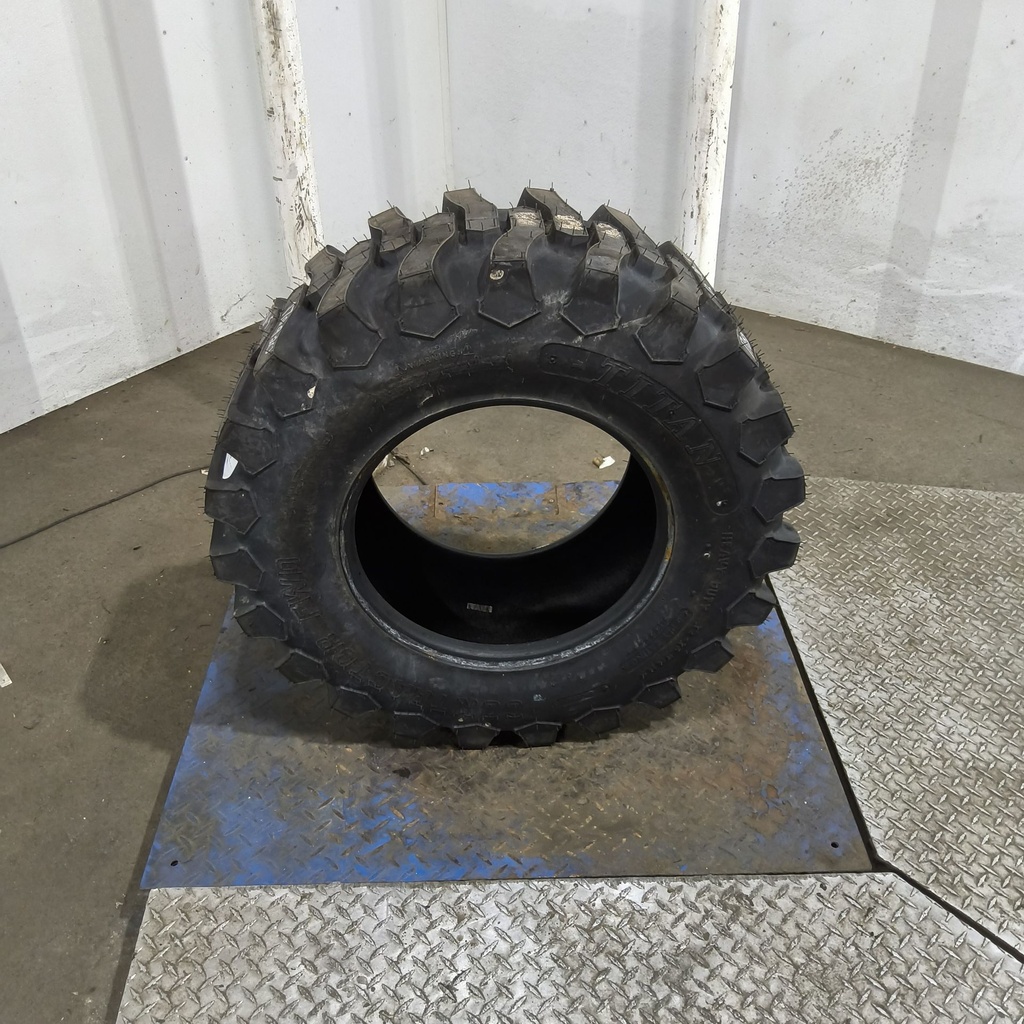 12-16.5 Titan Farm Contractor FWD R-4 C (6 Ply), 99%