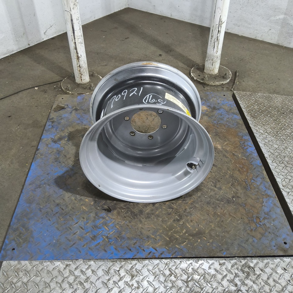 9.75"W x 16.5"D, Case IH Silver Mist 6-Hole Formed Plate , -2.91" Offset