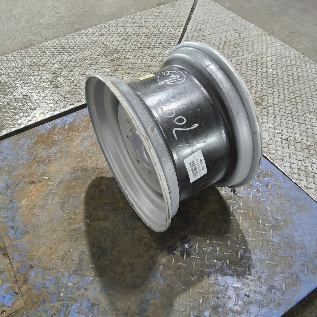 9.75"W x 16.5"D, Case IH Silver Mist 6-Hole Formed Plate , -2.91" Offset