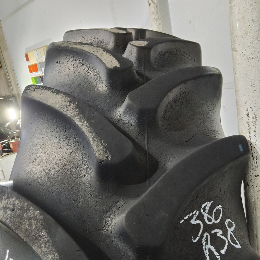 380/80R38 Firestone Radial All Traction DT R-1W 142A8 75%