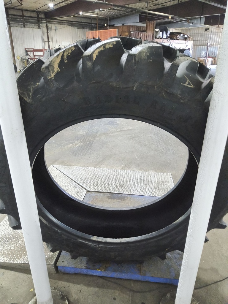 IF380/80R38 Firestone Radial All Traction DT R-1W 149B 99%
