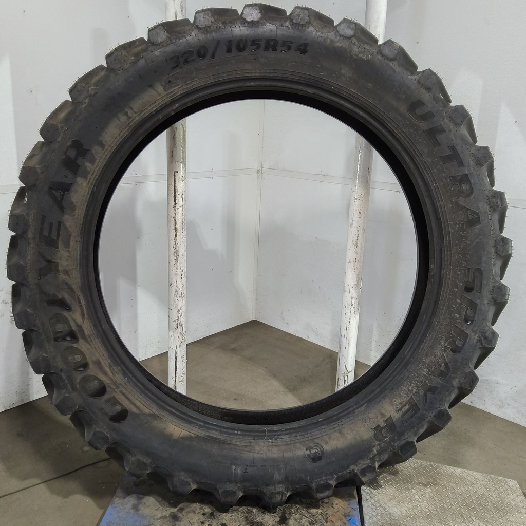 320/105R54 Goodyear Farm Ultra Sprayer R-1 166B 99%
