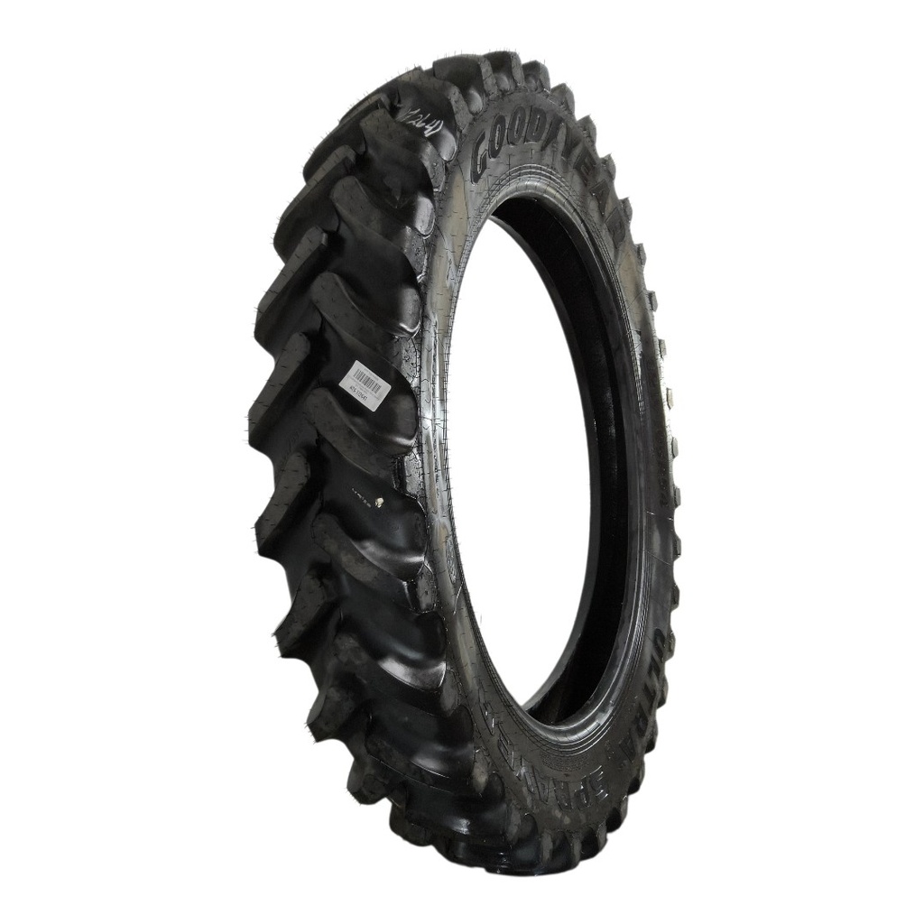 320/105R54 Goodyear Farm Ultra Sprayer R-1 166B 99%