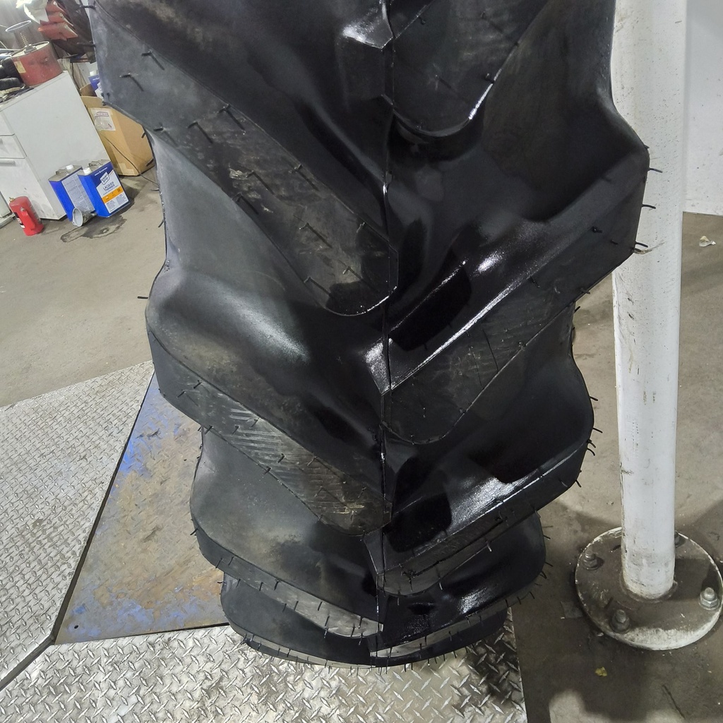 320/105R54 Goodyear Farm Ultra Sprayer R-1 166B 99%