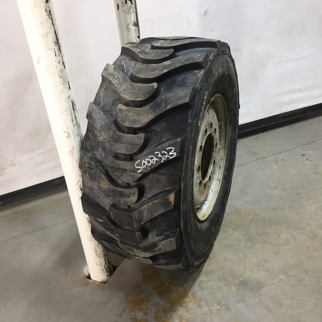 445/50R22.5 Michelin on Ford Grey 10-Hole Formed Plate