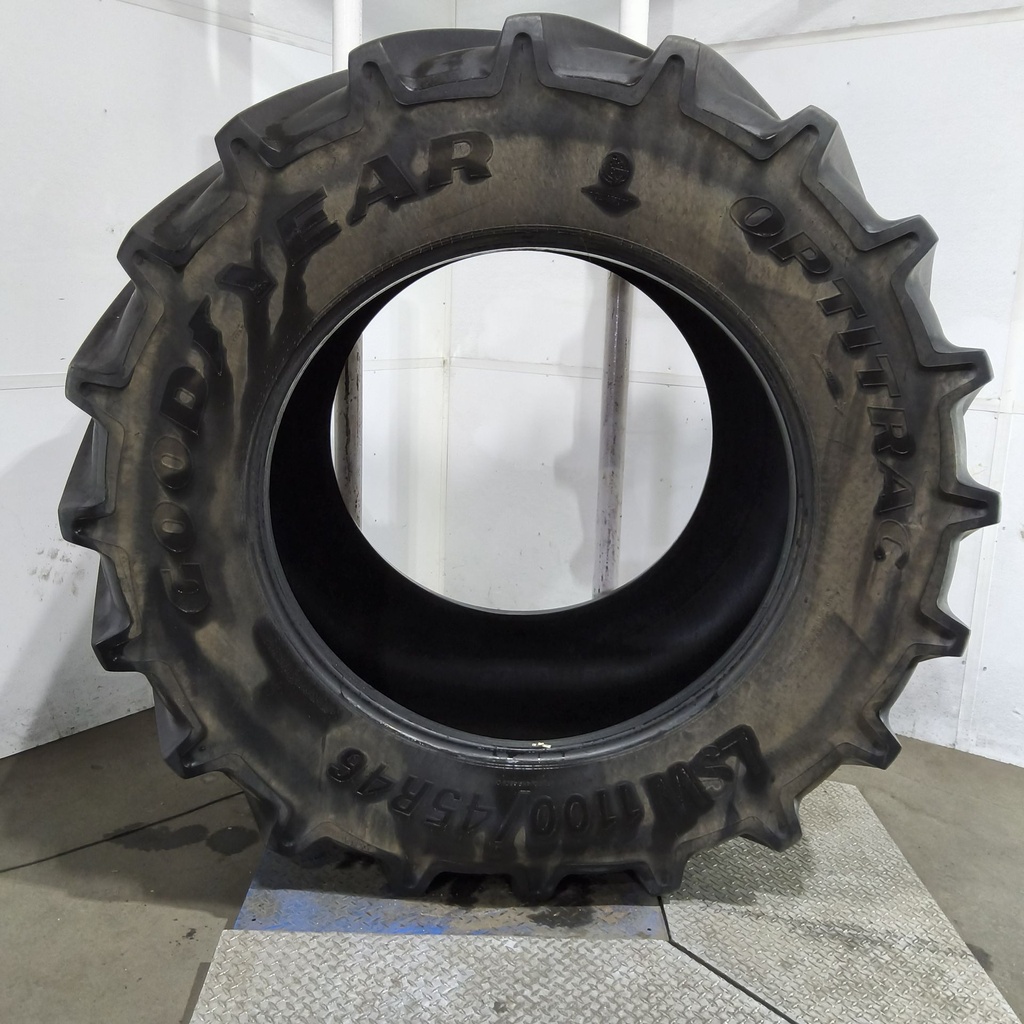 LSW1100/45R46 Goodyear Farm Optitrac R-1W 181D 90%