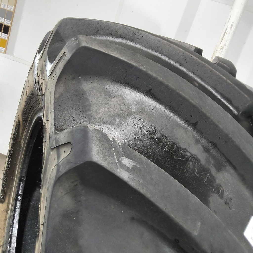 LSW1000/45R32 Goodyear Farm Optitrac R-1W 184D 85%