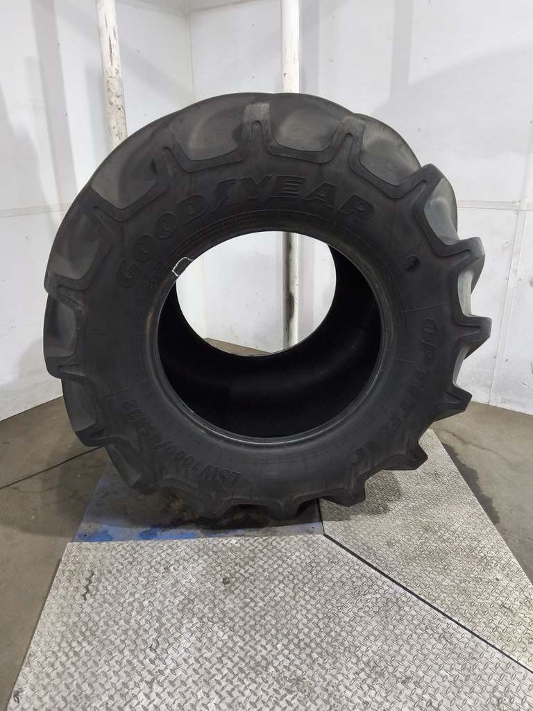 LSW1000/45R32 Goodyear Farm Optitrac R-1W 184D 90%