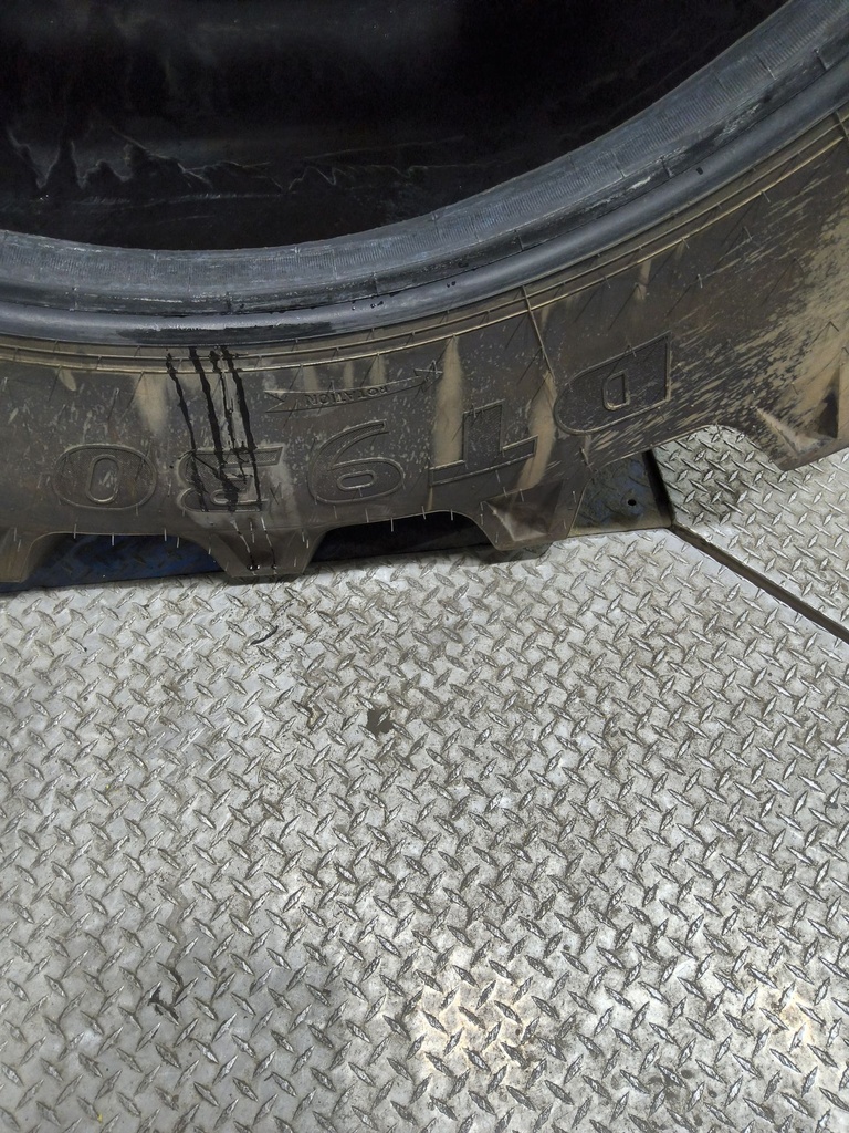 LSW1100/45R46 Goodyear Farm DT930 R-1W 181D 85%