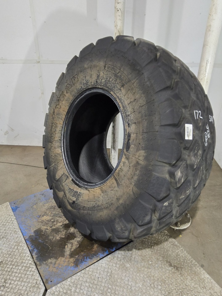 580/70R26 Goodyear Farm All Weather Radial R-3 160A8 85%