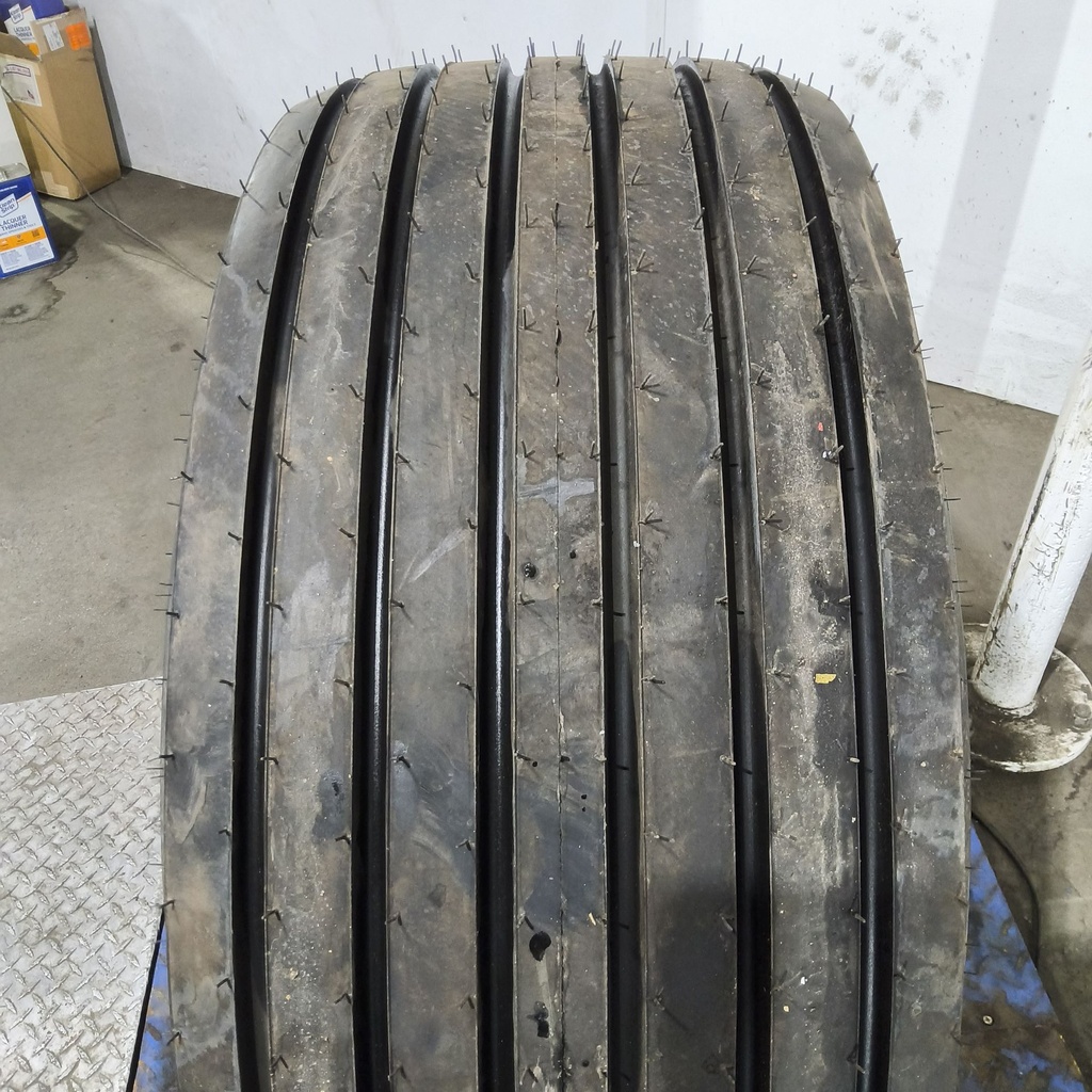 16.5L-16.1SL Titan Farm Farm Service I-1 G (14 Ply), 99%