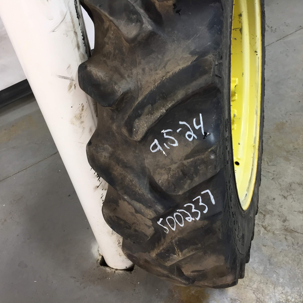 9.5/-24 Titan Farm Hi Traction Lug R-1 on John Deere Yellow 8-Hole Rim with Clamp/Loop Style (groups of 2 bolts) 60%