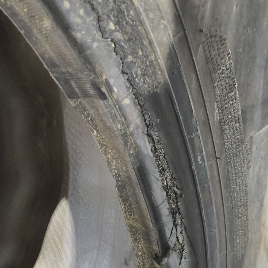 LSW1250/35R46 Goodyear Farm Custom Flo Grip R-2 195B 85%