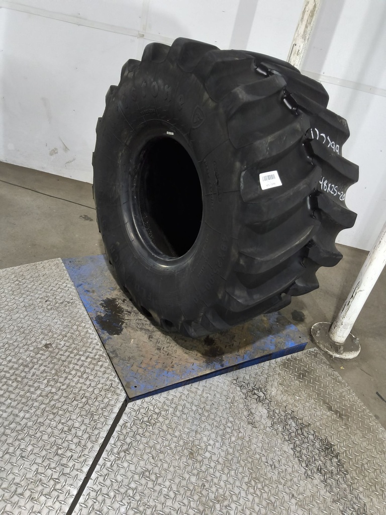 48x25.00-20 Firestone Flotation 23 DT HF-3 E (10 Ply), 80%