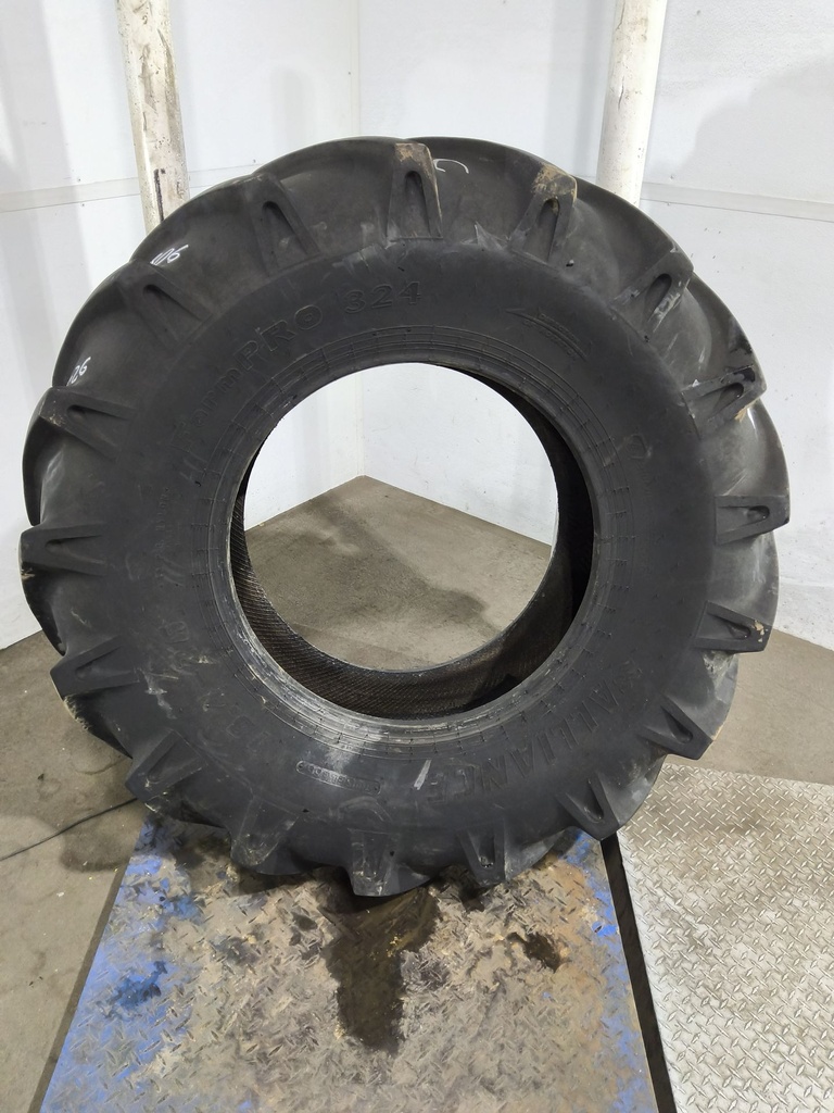 18.4-26 Alliance 324 Farm Pro R-1 F (12 Ply), 75%