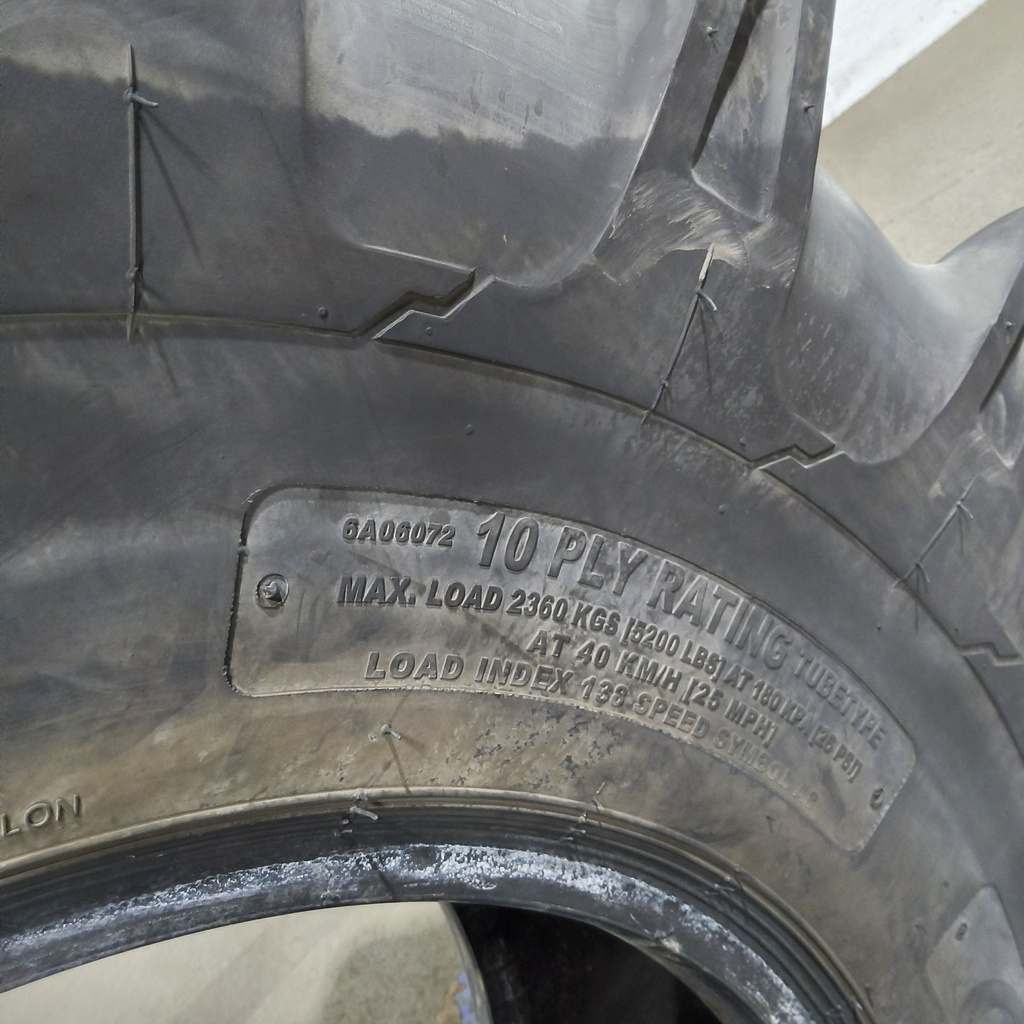18.4-26 Carlisle CSL24 R-1 E (10 Ply), 85%
