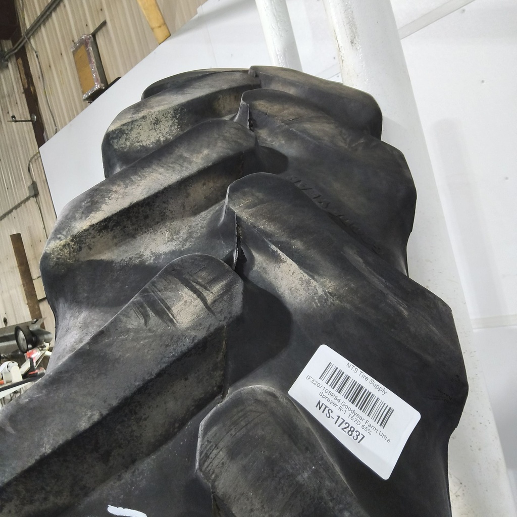 IF320/105R54 Goodyear Farm Ultra Sprayer R-1 167D 65%