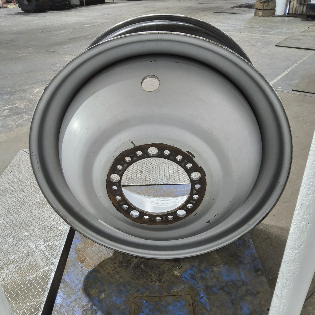 18"W x 42"D, Case IH Silver Mist 20-Hole Dolly Dual , -15.25" Offset
