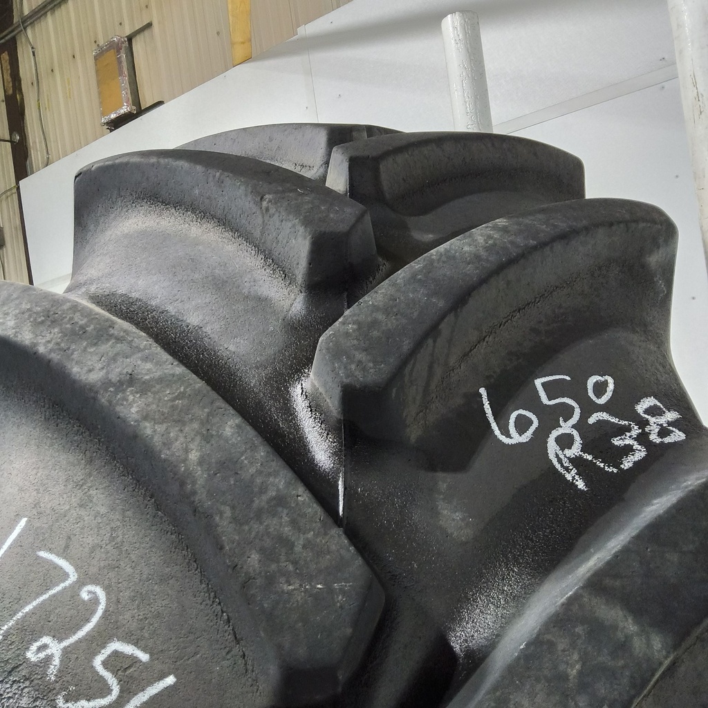 650/85R38 Goodyear Farm DT824 Optitrac R-1W 173A8 90%